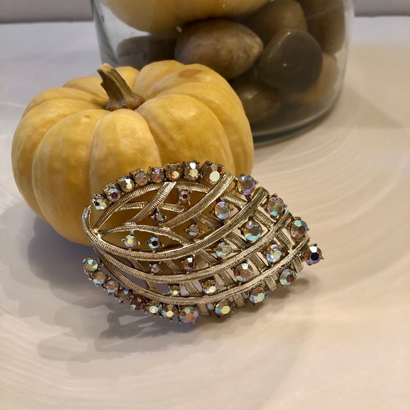 Vintage Coro Crystal Collector Silver Leaf Brooch - Picture 8 of 8